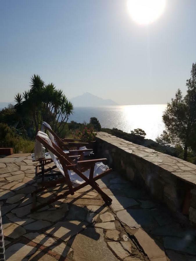 Villa Athos Сарті Екстер'єр фото